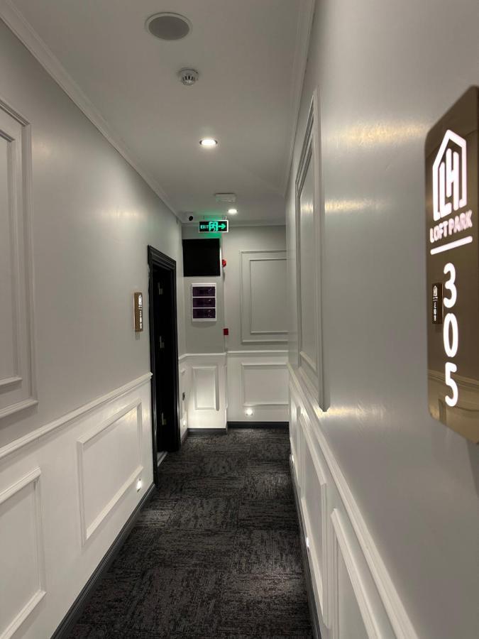 Park Hotel & Private Transportation Istanbul Airport-By Loft Arnavutkoy Extérieur photo